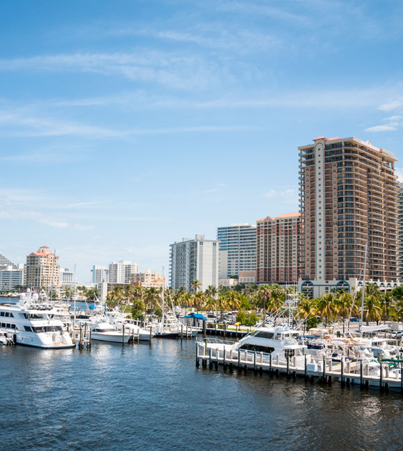 docked boats in fort lauderdale
